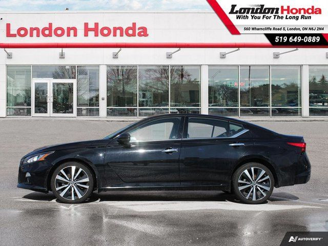 2022 Nissan Altima 2.5 Platinum | Value Inspected Vehicle in Cars & Trucks in London - Image 2
