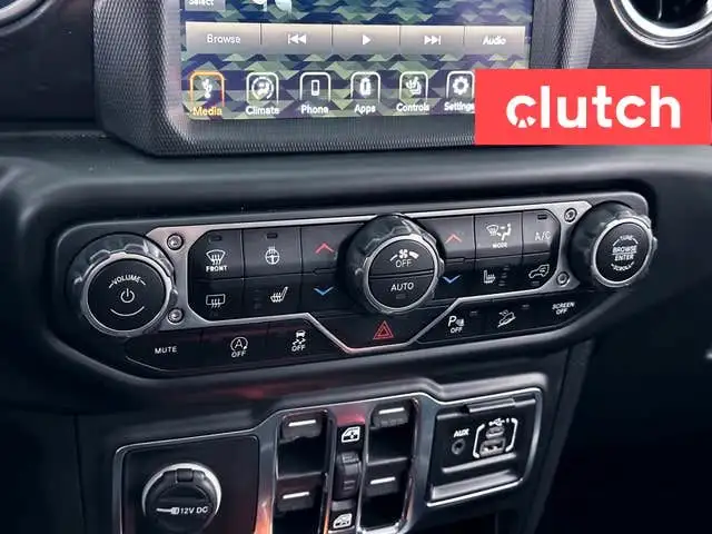 2021 Jeep Wrangler Unlimited Sahara 4X4 w/ Apple CarPlay, Heated in Cars & Trucks in Ottawa - Image 35