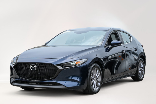 2021 Mazda Mazda3 Sport GX | Transmission Manuelle | Apple CarPl in Cars & Trucks in City of Montréal
