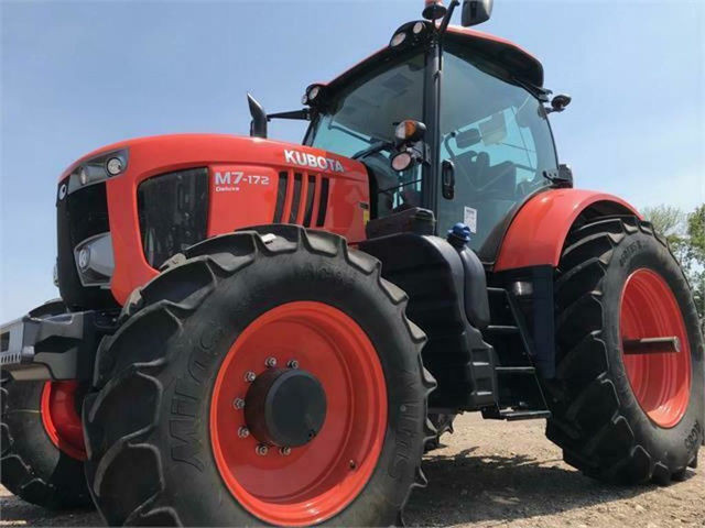 2023 Kubota M7 Series in Farming Equipment in Brandon - Image 2