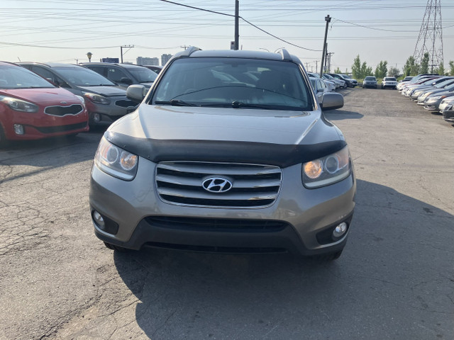 2012 Hyundai Santa Fe GL dans Autos et camions  à Laval/Rive Nord - Image 2
