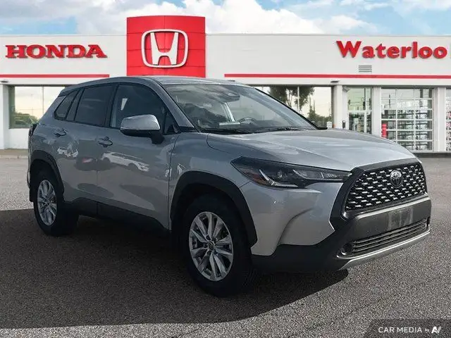 2023 Toyota Corolla Cross LE | AWD | CARPLAY | BACKUP CAM dans Autos et camions dans Kitchener / Waterloo - Image 11