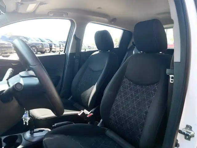 2022 Chevrolet Spark 1LT | Backup Cam | Cloth Interior dans Autos et camions dans Ville d’Edmonton - Image 19