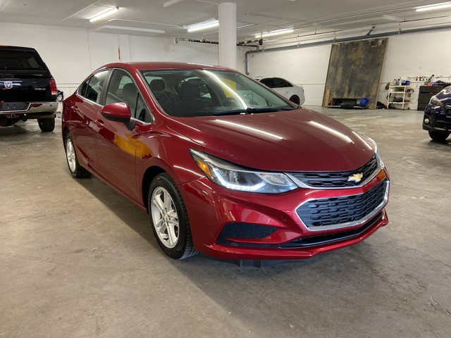 2018 Chevrolet Cruze 1.4L LT HEATED SEATS BACK UP CAMERA in Cars & Trucks in Calgary - Image 3