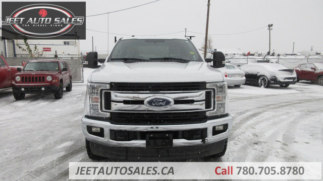 2017 FORD F-350 XLT EXTENDED CAB FLAT DECK in Cars & Trucks in Edmonton - Image 2