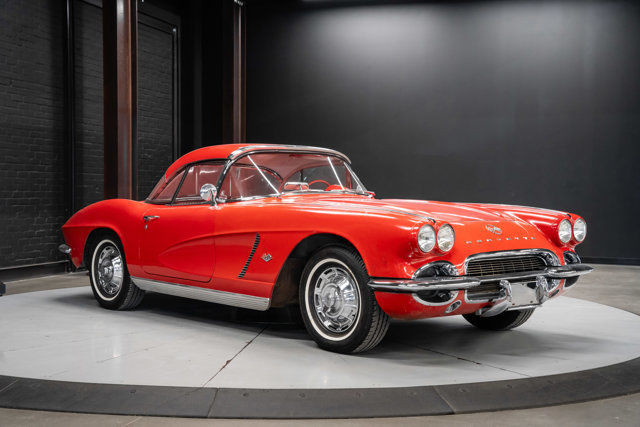 1962 Chevrolet Corvette | 327 Chevy Small Block | 4-Speed in Classic Cars in Strathcona County - Image 2