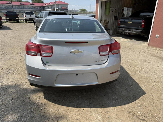 2015 Chevrolet Malibu 1LT in Cars & Trucks in Saskatoon - Image 4