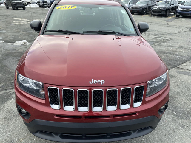 2017 Jeep Compass Sport - LOW KM, ALLOY WHEELS, A/C, AFFORDABLE  in Cars & Trucks in City of Halifax - Image 2