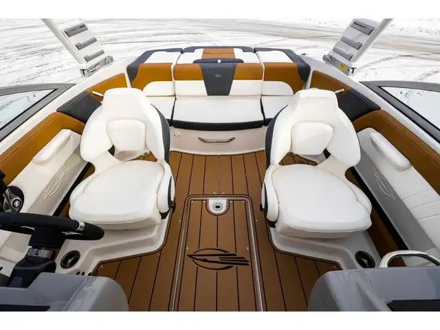 2025 Chaparral 21 SSI in Powerboats & Motorboats in Québec City - Image 29