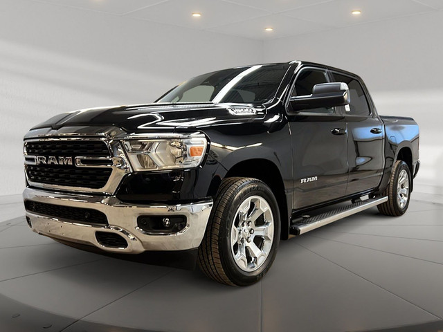2022 RAM 1500 BIG HORN CREW CAB NAV 4X4 in Cars & Trucks in Laval / North Shore