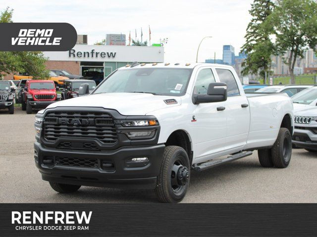 2025 Ram 3500 Tradesman Dually 4x4, Long Box, Max Tow Package in Cars & Trucks in Calgary