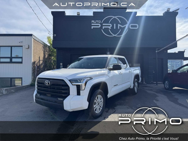 2024 Toyota Tundra 4X4 Crewmax SR Boite 5.7 pieds Automatique av in Cars & Trucks in Laval / North Shore