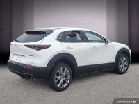 Le Mazda CX-5 GS AWD 2023 est un VUS compact qui se distingue par son design raffiné, sa conduite dy... (image 6)