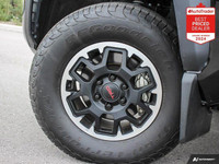 Recent Arrival! New Price! Odometer is 6102 kilometers below market average! Black 2024 Toyota Tacom... (image 8)