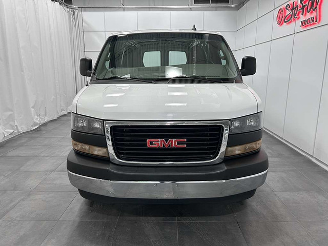 2023 GMC Savana Cargo Van 2500 BOITE COURTE - MAGS - CLIMATISATI in Cars & Trucks in Québec City - Image 2