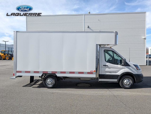 Ford Transit Cutaway T-350 PA 156 po PNBV de 9 900 lb RARS 2023  in Cars & Trucks in Victoriaville - Image 4