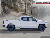 Engine: Gas V8 5.3L L/100Km City: 18.1 L/100Km Hwy: 13.8 Safety Equipment Daytime Running Lamps with... (image 5)