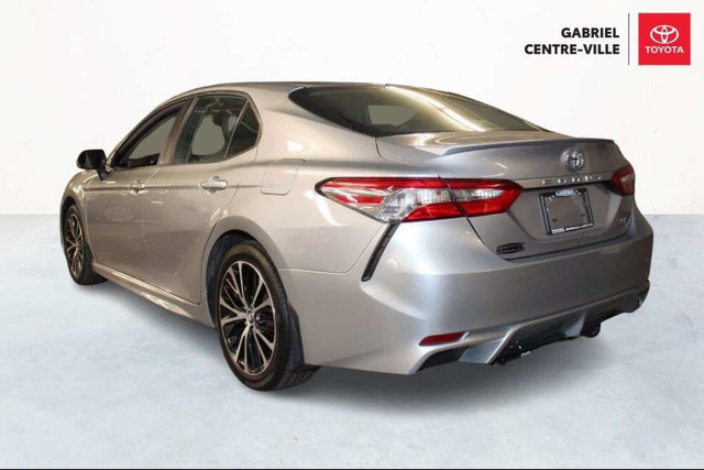 2019 Toyota Camry SE in Cars & Trucks in City of Montréal - Image 3