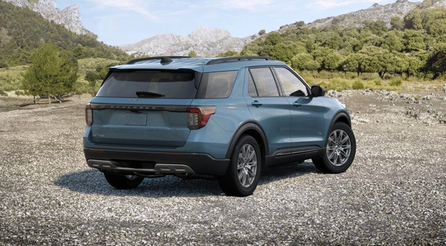 2025 Ford Explorer ACTIVE | COMFORT PKG | PANO ROOF | REMOTE STA in Cars & Trucks in Calgary - Image 3