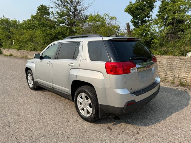 2015 GMC Terrain SLE | CLEAN CARFAX | AWD | LOW KMS | POWER SEAT in Cars & Trucks in Oshawa / Durham Region - Image 4