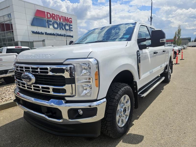 2023 Ford Super Duty F-250 SRW XLT 4WD Crew Cab 6.75' Box, 7.3L  in Cars & Trucks in St. Albert