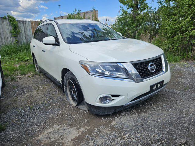 2015 Nissan Pathfinder in Cars & Trucks in Ottawa - Image 3