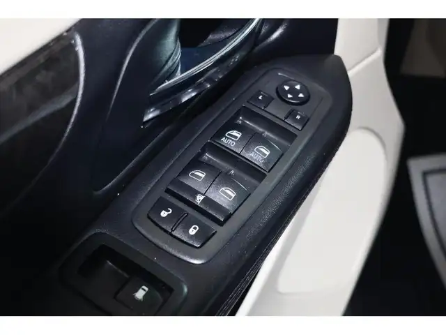 2013 Dodge Grand Caravan SXT - 7PASS|POWER SLIDING DOOR|REMOTE S in Cars & Trucks in City of Toronto - Image 19