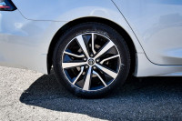 This 2020 Nissan Maxima is for sale today. This low mileage sedan has just 40,543 kms. It's _white i... (image 5)