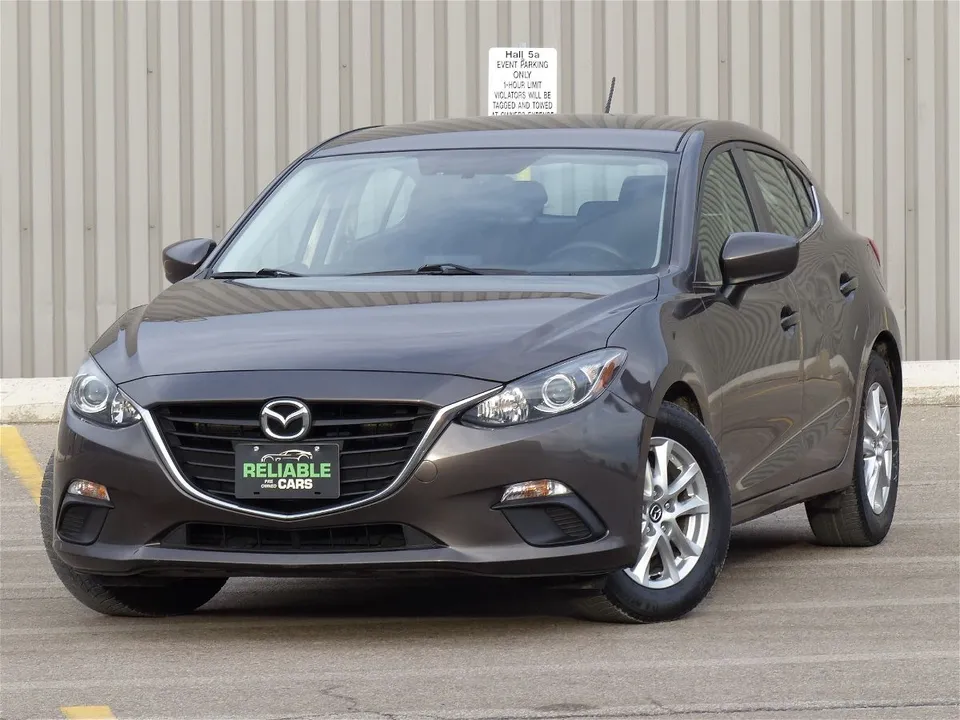 2016 Mazda MAZDA3 HB | GS | Back-Cam | Clean Carfax | Htd Seats