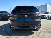 This Mazda CX-70 MHEV has a strong Intercooled Turbo Gas/Electric I-6 3.3 L/200 engine powering this... (image 3)