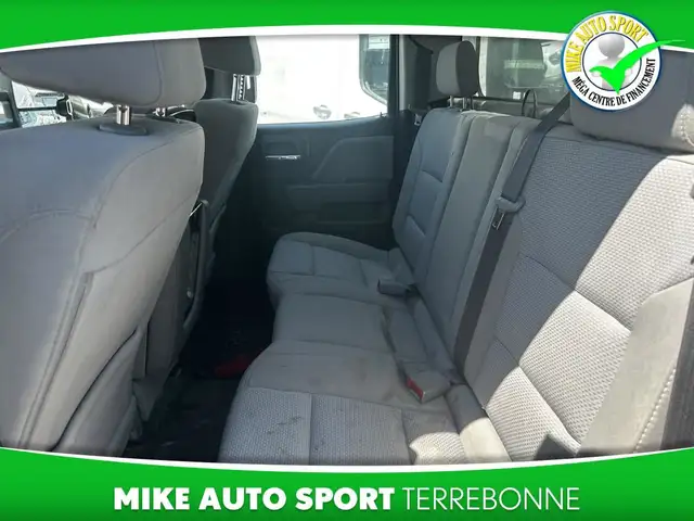 Chevrolet Silverado 1500 Camion de travail cabine double 143,5 p in Cars & Trucks in Laval / North Shore - Image 16