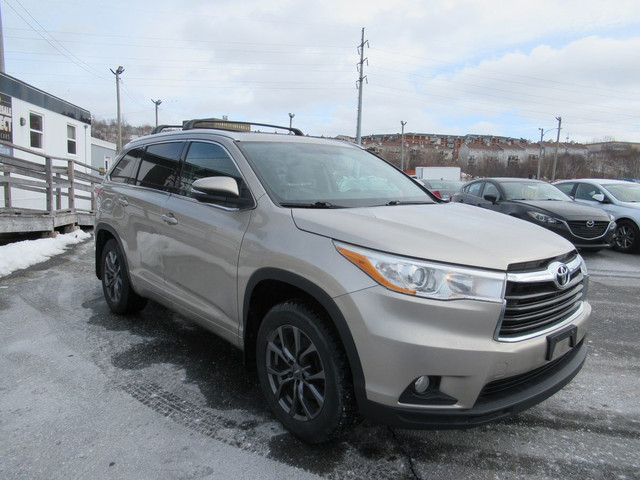 2014 Toyota Highlander XLE AWD CLEAN CARFAX!!! in Cars & Trucks in City of Halifax - Image 3