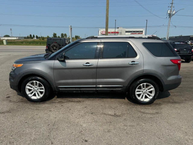 2013 Ford Explorer XLT, 4 CYLINDER, WELL SERVICED, NO ACCIDENTS, in Cars & Trucks in London - Image 2