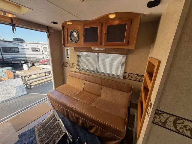 2014 KZ MXT 160 Toy Hauler in Travel Trailers & Campers in St. Albert - Image 16