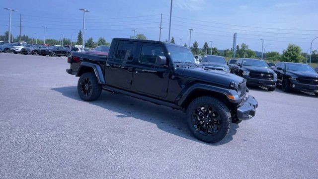 2024 Jeep Gladiator NightHawk in Cars & Trucks in Prince George - Image 2