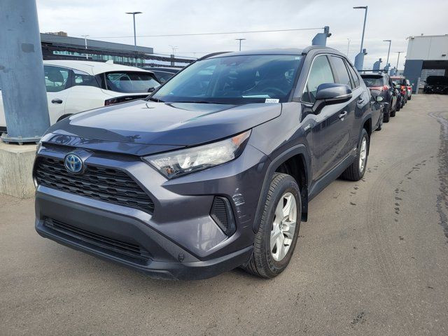 2020 Toyota RAV4 HYBRID LE | AWD | CLOTH | HEATED SEATS | BACK in Cars & Trucks in Calgary