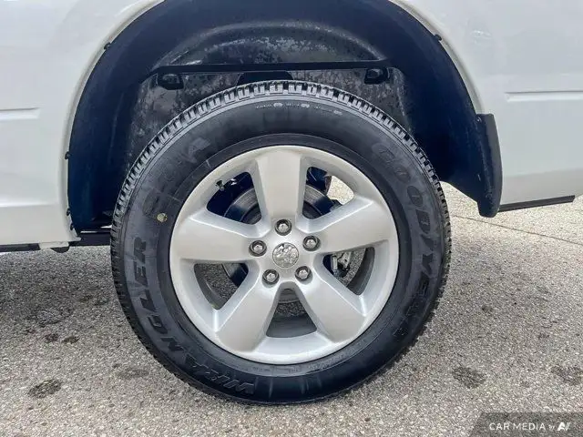 2023 Ram 1500 Classic SLT | Hemi V8 | Trailer Tow Pkg. | 20 in Cars & Trucks in Guelph - Image 20