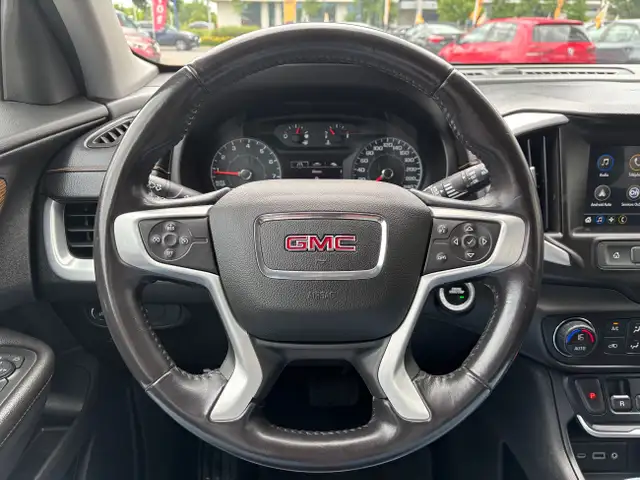 Gmc Terrain SLE AWD 2018 in Cars & Trucks in Laval / North Shore - Image 15