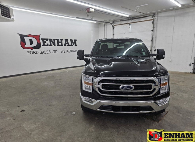 XLT, 4X4, BENCH SEAT, BLUETOOTH, CAMERA in Cars & Trucks in Edmonton