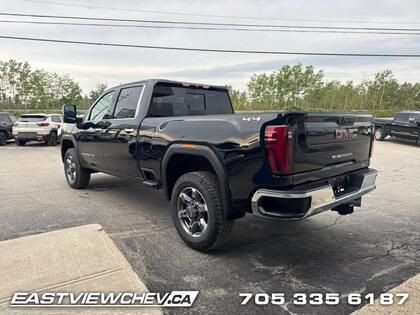 2026 GMC SIERRA 2500HD SLT - Heated Seats - Remote Start in Cars & Trucks in Kapuskasing - Image 3