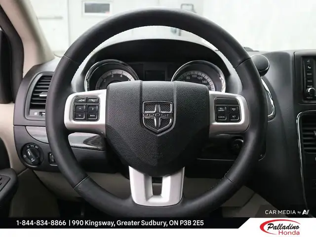 2018 Dodge Grand Caravan Crew Plus in Cars & Trucks in Sudbury - Image 12