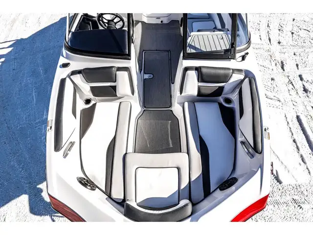 2025 Yamaha AR 195 in Powerboats & Motorboats in Québec City - Image 20