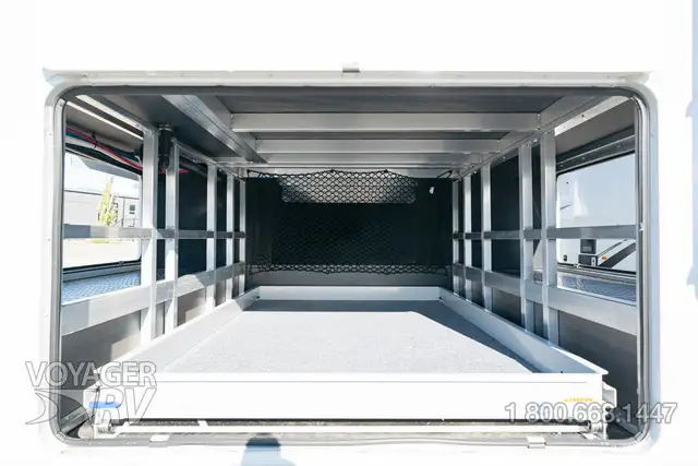 2025 Grand Design Solitude 380FL in Travel Trailers & Campers in Kelowna - Image 70