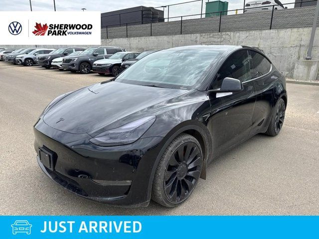 2022 Tesla Model Y Performance | Leather | Basic Auto Pilot in Cars & Trucks in Strathcona County - Image 2