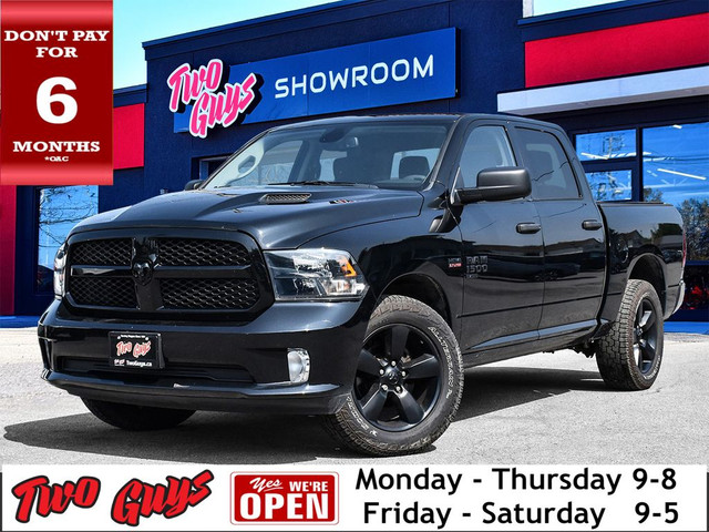 2022 Ram 1500 Express | Crew 5.7L 4WD | Night Edition | 6 Pass | in Cars & Trucks in St. Catharines