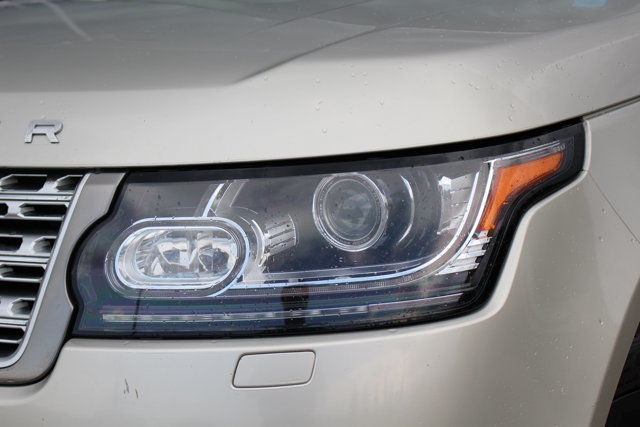 2014 Land Rover Range Rover SC Autobiography in Cars & Trucks in Calgary - Image 3