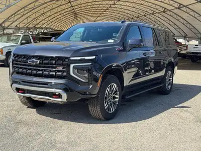 This Chevrolet Suburban boasts a Gas V8 6.2L/ engine powering this Automatic transmission. Z71 PREFE...