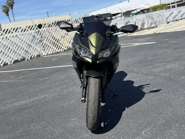 2024 KAWASAKI NINJA 650 ABS METALLIC COVERT-CUSTOM! in Street, Cruisers & Choppers in Edmonton - Image 6