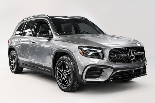 2025 Mercedes-Benz GLB 250 4MATIC ** Spacious Compact SUV ** Mul in Cars & Trucks in City of Montréal - Image 2