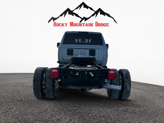 2024 RAM 5500 CREW CAB LIMITED CAB CHASSIS in Cars & Trucks in Red Deer - Image 3